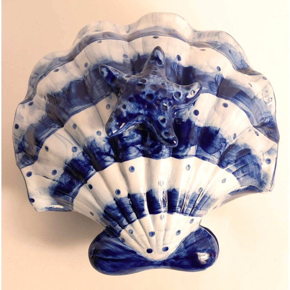 Ceramic Shell-Shaped Decorative Dish With Starfish Lid Blue & White Signed 9.5"
